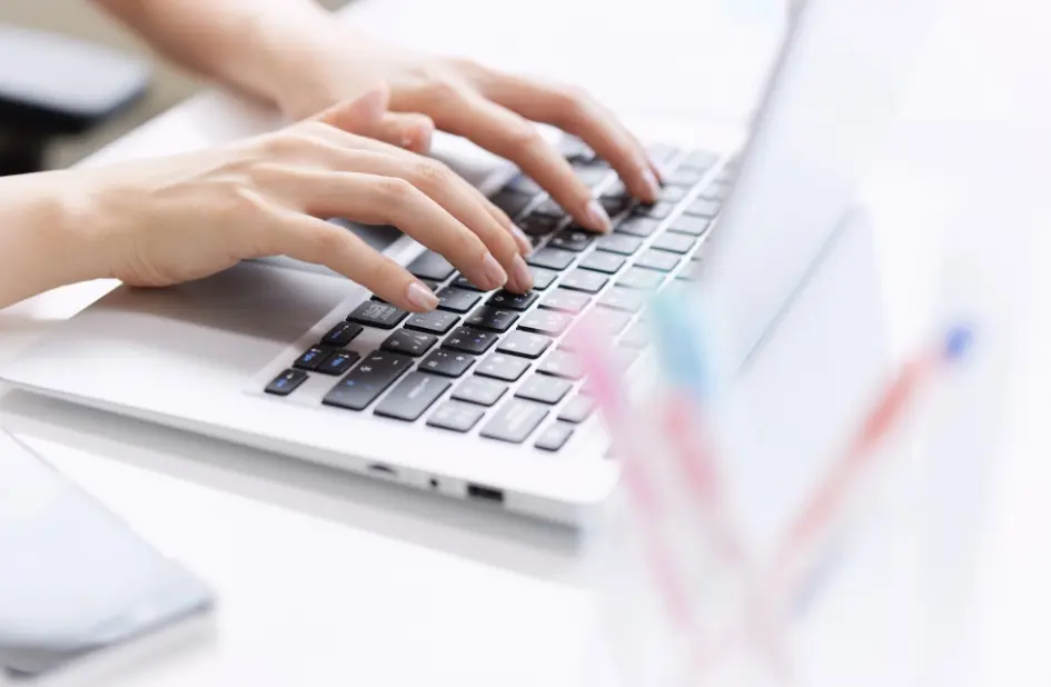 いつでも受けられる e-learning